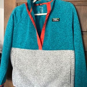 LL Bean half zip style anorak fleece